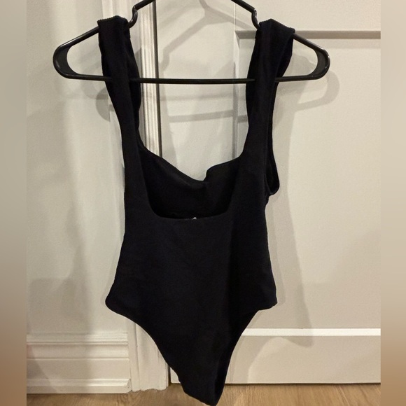 Ladies Size Small Zara One Piece Bathing Suit -Never been Worn Perfect Condition - Picture 4 of 4